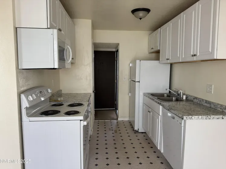 4600 Neil, Reno, Nevada 89502, 2 Bedrooms Bedrooms, ,1 BathroomBathrooms,Residential,Residential,Neil,260003744