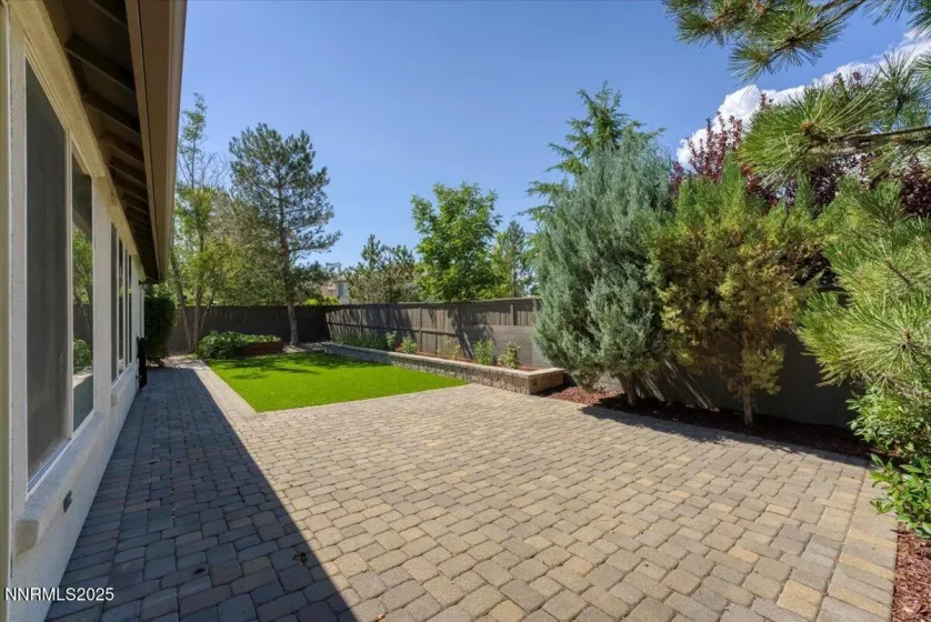 530 Alydar, Reno, Nevada 89521, 4 Bedrooms Bedrooms, ,3 BathroomsBathrooms,Residential,Residential,Alydar,250055430