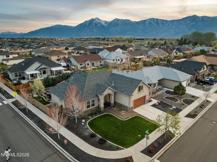 1123 Chantel, Minden, Nevada 89423, 4 Bedrooms Bedrooms, ,4 BathroomsBathrooms,Residential,Residential,Chantel,260003749