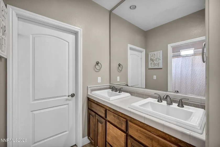 2862 Voight Canyon, Genoa, Nevada 89411, 4 Bedrooms Bedrooms, ,4 BathroomsBathrooms,Residential,Residential,Voight Canyon,260003750