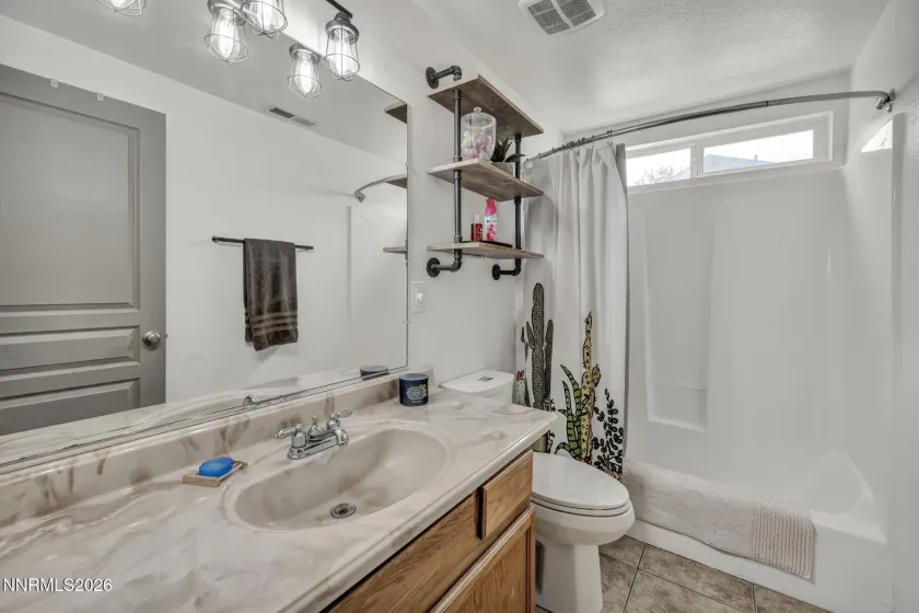 522 Sugarloaf, Dayton, Nevada 89403, 3 Bedrooms Bedrooms, ,2 BathroomsBathrooms,Residential,Residential,Sugarloaf,260003752