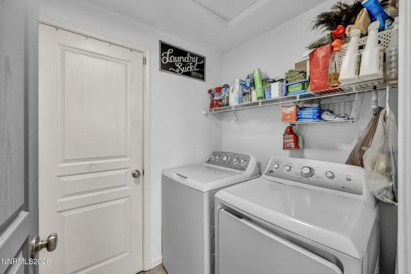 522 Sugarloaf, Dayton, Nevada 89403, 3 Bedrooms Bedrooms, ,2 BathroomsBathrooms,Residential,Residential,Sugarloaf,260003752