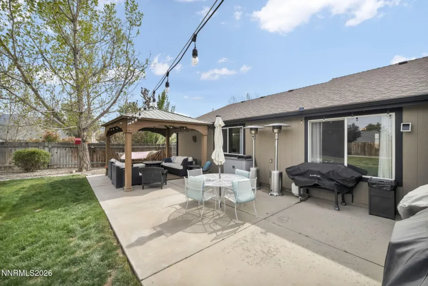 522 Sugarloaf, Dayton, Nevada 89403, 3 Bedrooms Bedrooms, ,2 BathroomsBathrooms,Residential,Residential,Sugarloaf,260003752