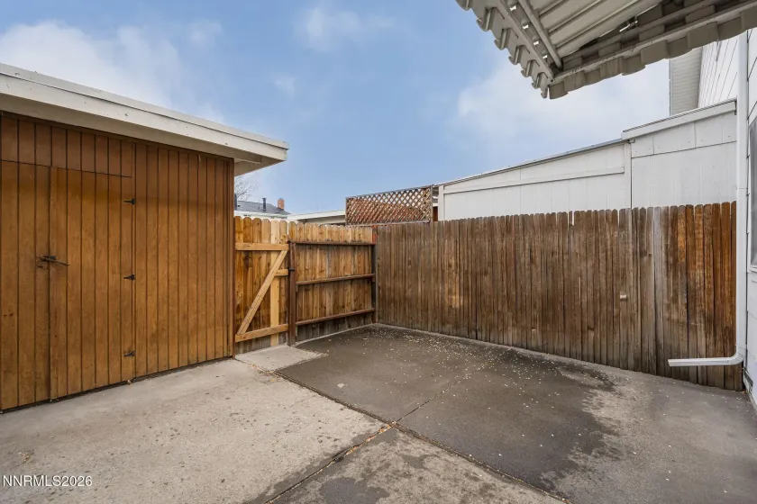 227 Smithridge, Reno, Nevada 89502, 2 Bedrooms Bedrooms, ,2 BathroomsBathrooms,Residential,Residential,Smithridge,260003757