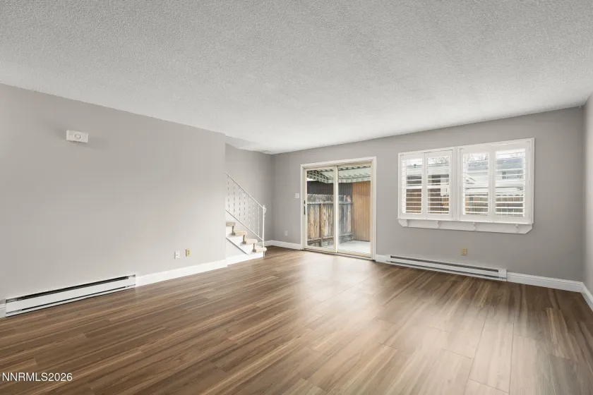 227 Smithridge, Reno, Nevada 89502, 2 Bedrooms Bedrooms, ,2 BathroomsBathrooms,Residential,Residential,Smithridge,260003757