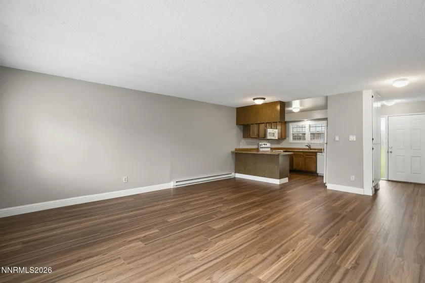 227 Smithridge, Reno, Nevada 89502, 2 Bedrooms Bedrooms, ,2 BathroomsBathrooms,Residential,Residential,Smithridge,260003757