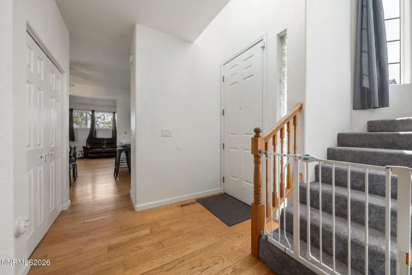 501 Warren, Reno, Nevada 89509, 2 Bedrooms Bedrooms, ,3 BathroomsBathrooms,Residential,Residential,Warren,260003758