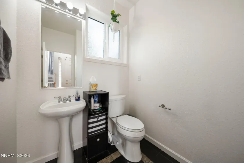 501 Warren, Reno, Nevada 89509, 2 Bedrooms Bedrooms, ,3 BathroomsBathrooms,Residential,Residential,Warren,260003758