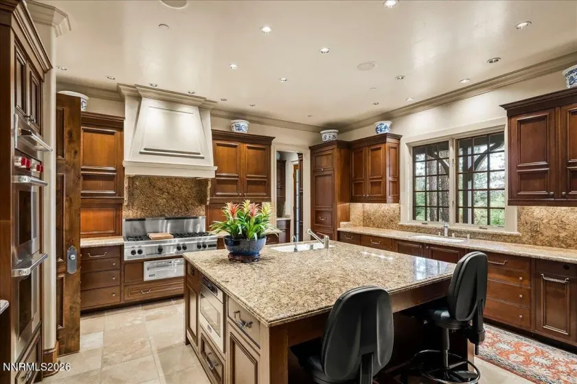 6025 Lake Geneva, Reno, Nevada 89511, 6 Bedrooms Bedrooms, ,6 BathroomsBathrooms,Residential,Residential,Lake Geneva,260003759