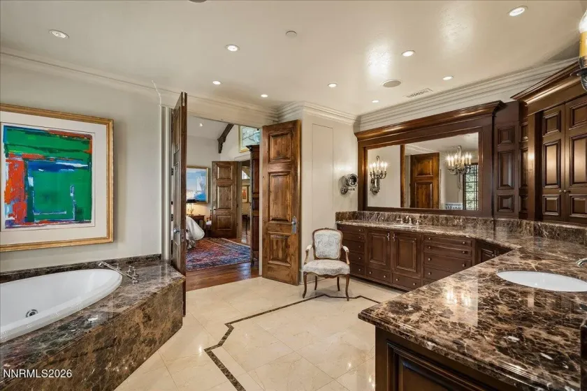 6025 Lake Geneva, Reno, Nevada 89511, 6 Bedrooms Bedrooms, ,6 BathroomsBathrooms,Residential,Residential,Lake Geneva,260003759