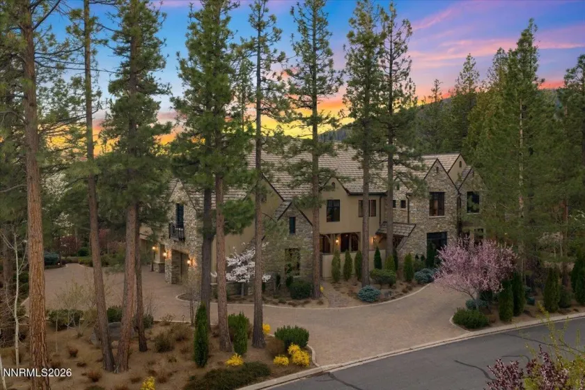 6025 Lake Geneva, Reno, Nevada 89511, 6 Bedrooms Bedrooms, ,6 BathroomsBathrooms,Residential,Residential,Lake Geneva,260003759