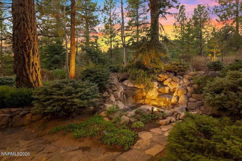 6025 Lake Geneva, Reno, Nevada 89511, 6 Bedrooms Bedrooms, ,6 BathroomsBathrooms,Residential,Residential,Lake Geneva,260003759