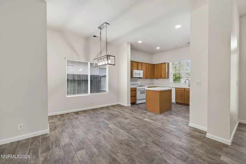 10235 Grizzly Hill, Reno, Nevada 89521, 3 Bedrooms Bedrooms, ,2 BathroomsBathrooms,Residential,Residential,Grizzly Hill,260003762