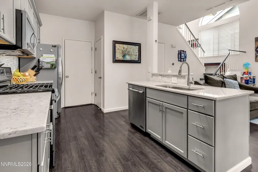 4336 Leeward, Reno, Nevada 89502, 2 Bedrooms Bedrooms, ,3 BathroomsBathrooms,Residential,Residential,Leeward,260003773