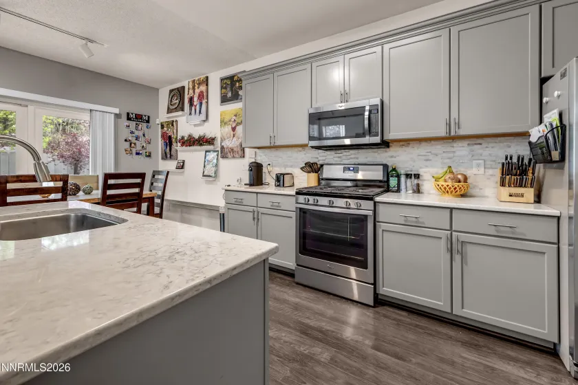 4336 Leeward, Reno, Nevada 89502, 2 Bedrooms Bedrooms, ,3 BathroomsBathrooms,Residential,Residential,Leeward,260003773