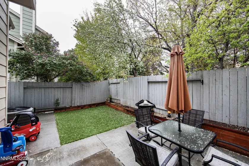 4336 Leeward, Reno, Nevada 89502, 2 Bedrooms Bedrooms, ,3 BathroomsBathrooms,Residential,Residential,Leeward,260003773