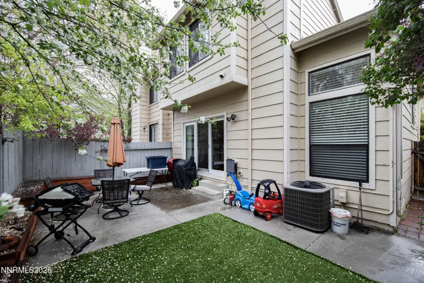 4336 Leeward, Reno, Nevada 89502, 2 Bedrooms Bedrooms, ,3 BathroomsBathrooms,Residential,Residential,Leeward,260003773