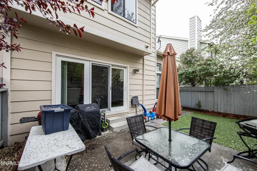 4336 Leeward, Reno, Nevada 89502, 2 Bedrooms Bedrooms, ,3 BathroomsBathrooms,Residential,Residential,Leeward,260003773