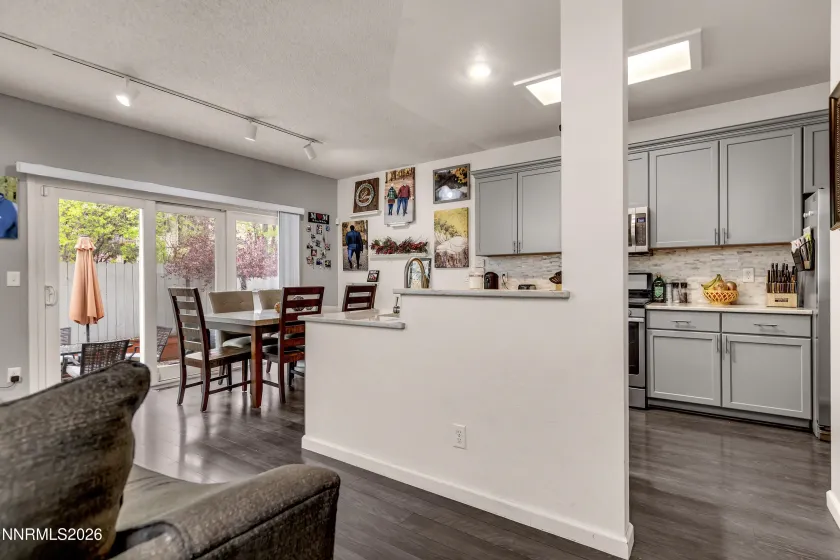 4336 Leeward, Reno, Nevada 89502, 2 Bedrooms Bedrooms, ,3 BathroomsBathrooms,Residential,Residential,Leeward,260003773