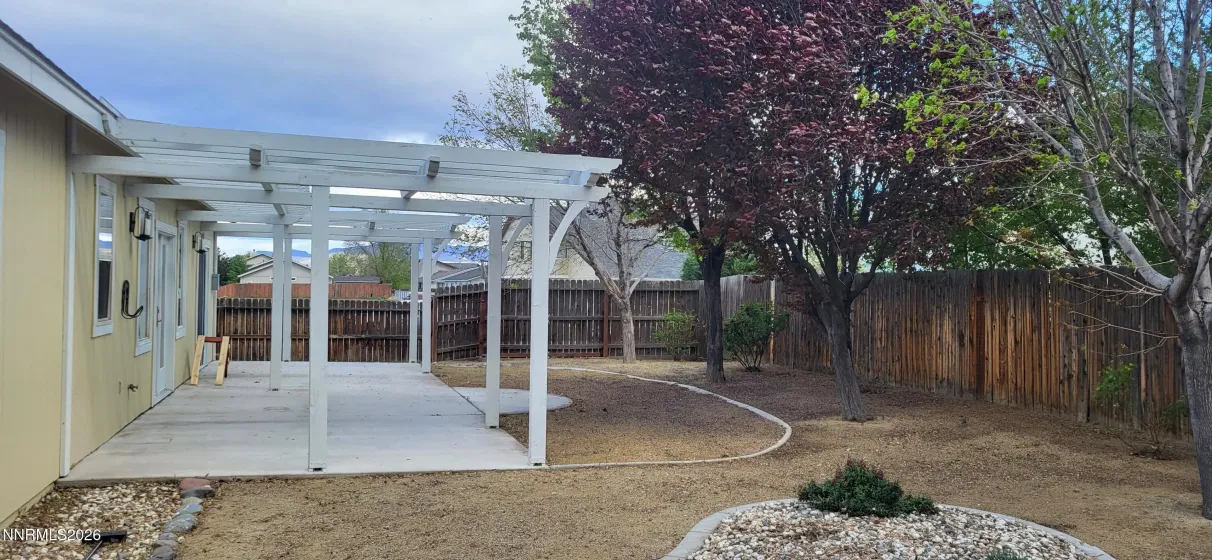 101 South End, Dayton, Nevada 89403, 3 Bedrooms Bedrooms, ,2 BathroomsBathrooms,Residential,Residential,South End,260003775