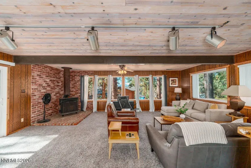 185 Tallac, Zephyr Cove, Nevada 89448, 4 Bedrooms Bedrooms, ,2 BathroomsBathrooms,Residential,Residential,Tallac,260003776