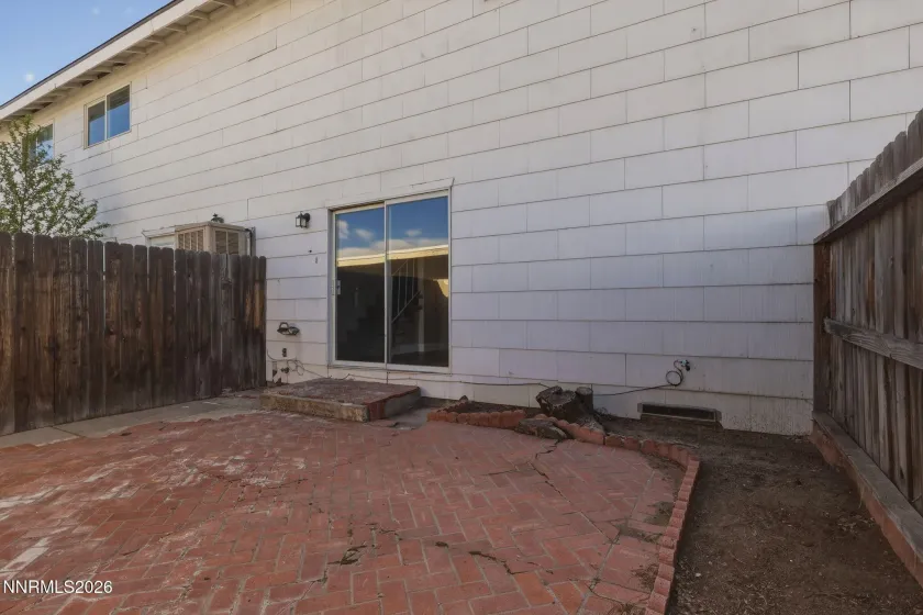 585 Smithridge, Reno, Nevada 89502, 2 Bedrooms Bedrooms, ,2 BathroomsBathrooms,Residential,Residential,Smithridge,260003779