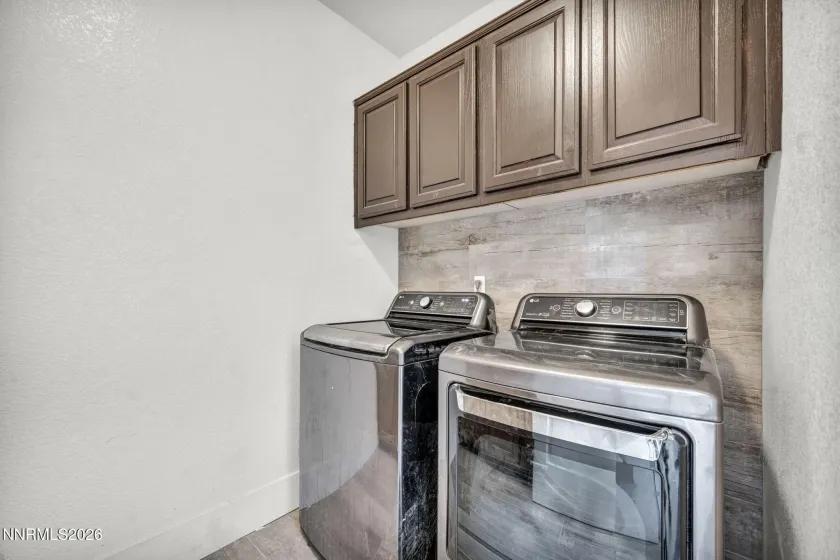 2426 Firenze, Sparks, Nevada 89434, 4 Bedrooms Bedrooms, ,2 BathroomsBathrooms,Residential,Residential,Firenze,260003781