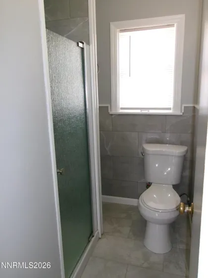 1018 E, Sparks, Nevada 89431, 4 Bedrooms Bedrooms, ,3 BathroomsBathrooms,Residential Income,Residential,E,260003782