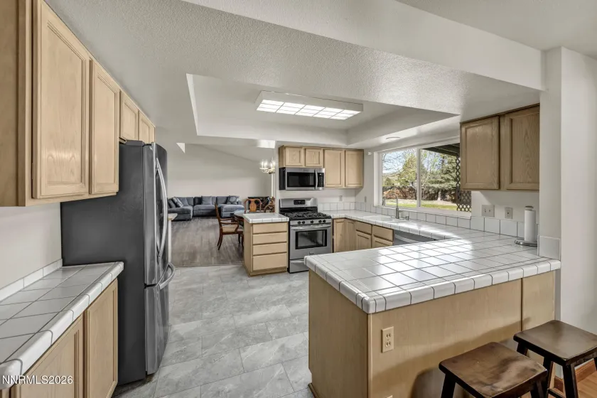 25 Desert Peak, Sparks, Nevada 89441, 3 Bedrooms Bedrooms, ,2 BathroomsBathrooms,Residential,Residential,Desert Peak,260003784