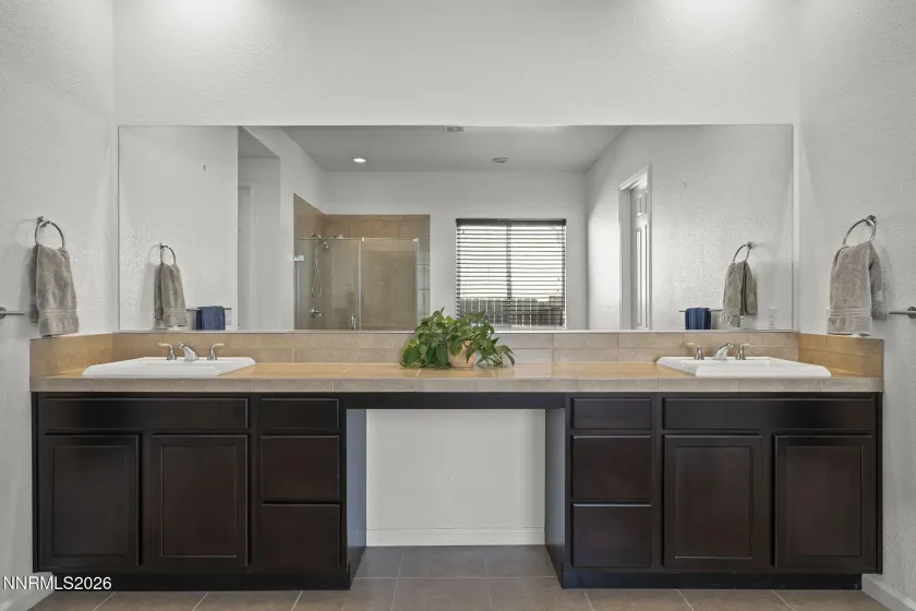 10080 Ellis Pk, Reno, Nevada 89521, 3 Bedrooms Bedrooms, ,3 BathroomsBathrooms,Residential,Residential,Ellis Pk,260003785