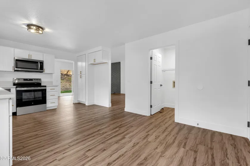 3425 Scottsdale, Reno, Nevada 89512, 4 Bedrooms Bedrooms, ,2 BathroomsBathrooms,Residential,Residential,Scottsdale,260003789