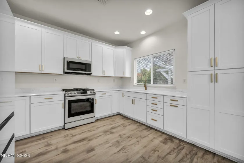 3295 Modena, Sparks, Nevada 89434, 2 Bedrooms Bedrooms, ,2 BathroomsBathrooms,Residential,Residential,Modena,260003791