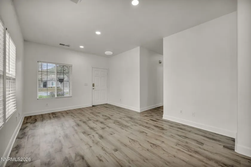 3295 Modena, Sparks, Nevada 89434, 2 Bedrooms Bedrooms, ,2 BathroomsBathrooms,Residential,Residential,Modena,260003791