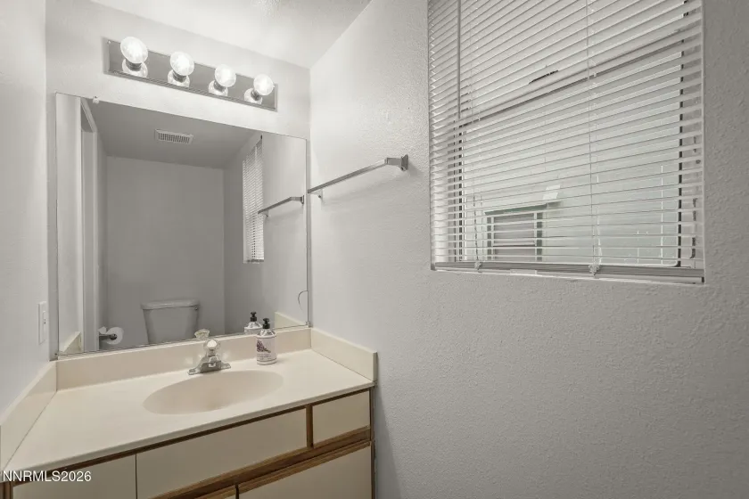 3055 Cottage, Sparks, Nevada 89434, 4 Bedrooms Bedrooms, ,4 BathroomsBathrooms,Residential,Residential,Cottage,260003793