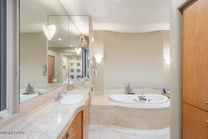 6065 Lake Geneva, Reno, Nevada 89511, 3 Bedrooms Bedrooms, ,6 BathroomsBathrooms,Residential,Residential,Lake Geneva,260003794