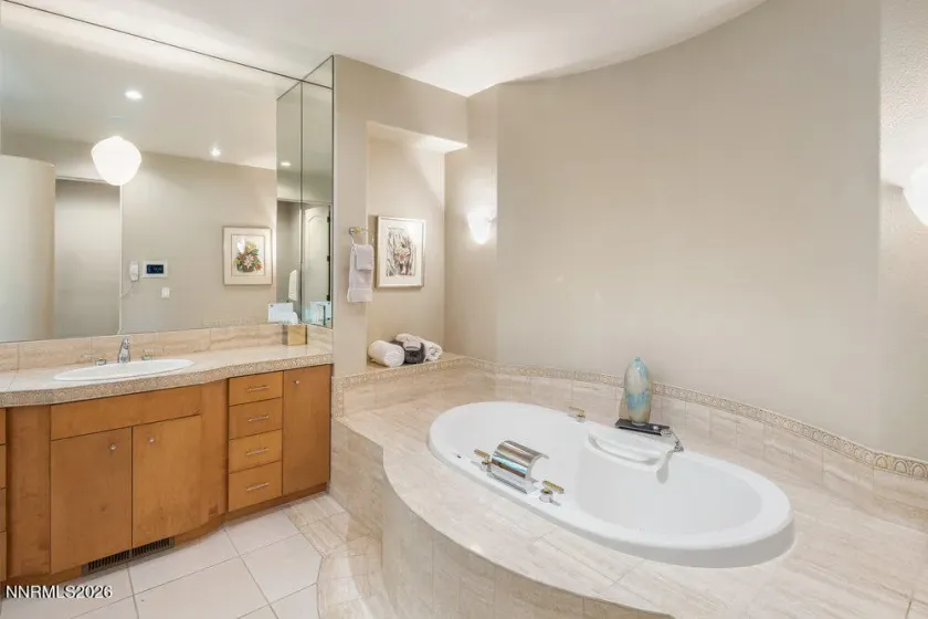 6065 Lake Geneva, Reno, Nevada 89511, 3 Bedrooms Bedrooms, ,6 BathroomsBathrooms,Residential,Residential,Lake Geneva,260003794