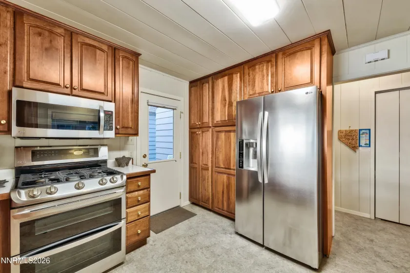 628 Lake Shore, Zephyr Cove, Nevada 89448, 5 Bedrooms Bedrooms, ,4 BathroomsBathrooms,Residential,Residential,Lake Shore,260003795