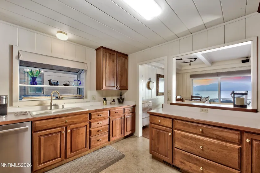 628 Lake Shore, Zephyr Cove, Nevada 89448, 5 Bedrooms Bedrooms, ,4 BathroomsBathrooms,Residential,Residential,Lake Shore,260003795