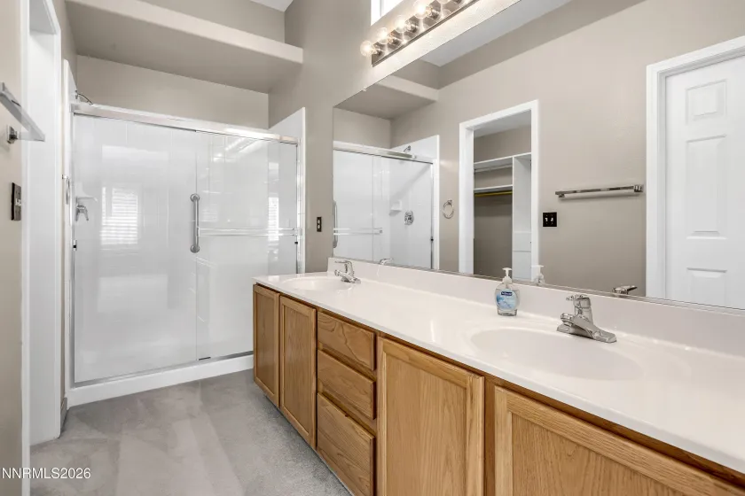 9692 Northrup, Reno, Nevada 89521, 3 Bedrooms Bedrooms, ,2 BathroomsBathrooms,Residential,Residential,Northrup,260003796