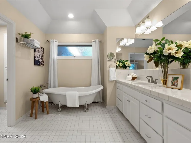 2275 Schooner, Reno, Nevada 89519, 4 Bedrooms Bedrooms, ,4 BathroomsBathrooms,Residential,Residential,Schooner,260003797