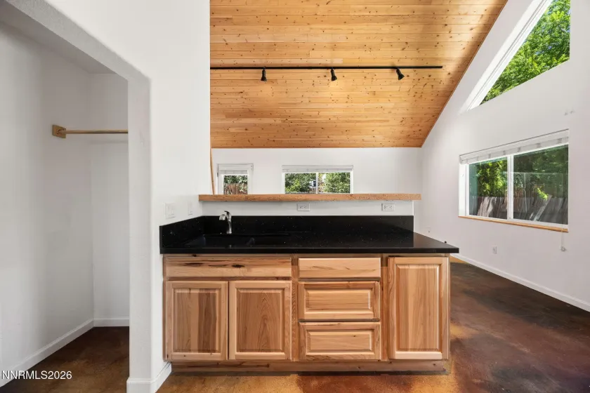 1350 Ridgeway, Reno, Nevada 89503, ,Residential Income,Residential,Ridgeway,260003802