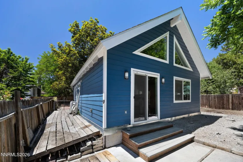 1350 Ridgeway, Reno, Nevada 89503, ,Residential Income,Residential,Ridgeway,260003802