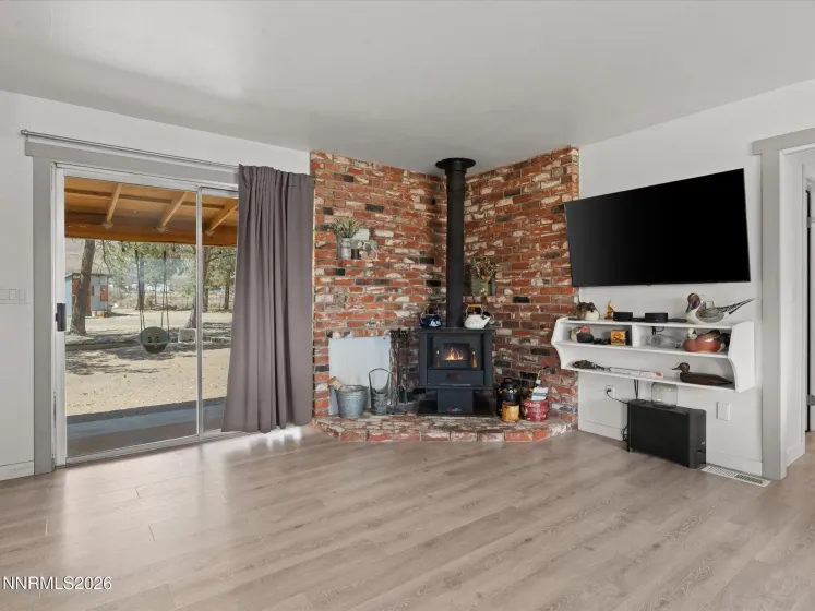 21 Van Fleet, Yerington, Nevada 89447, 3 Bedrooms Bedrooms, ,2 BathroomsBathrooms,Residential,Residential,Van Fleet,260003803