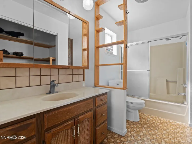 21 Van Fleet, Yerington, Nevada 89447, 3 Bedrooms Bedrooms, ,2 BathroomsBathrooms,Residential,Residential,Van Fleet,260003803