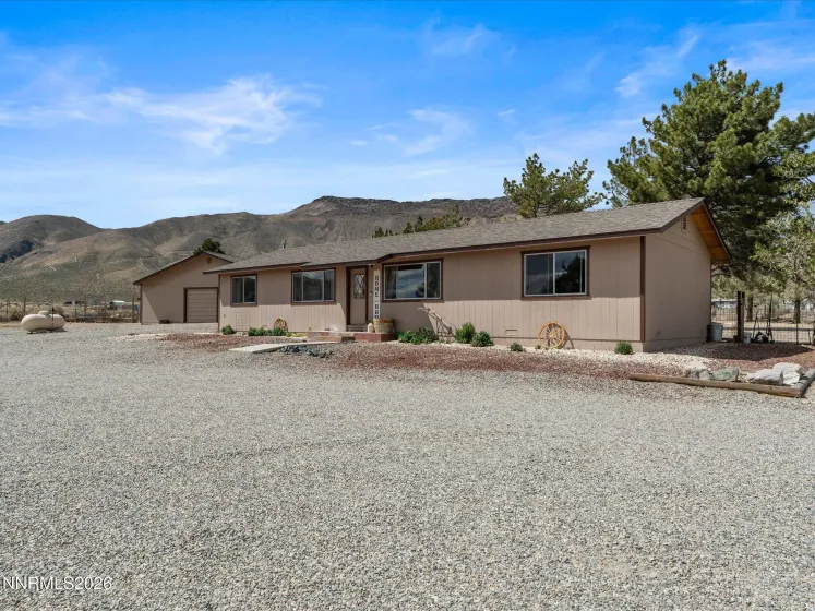 21 Van Fleet, Yerington, Nevada 89447, 3 Bedrooms Bedrooms, ,2 BathroomsBathrooms,Residential,Residential,Van Fleet,260003803