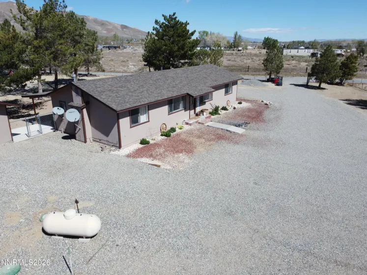 21 Van Fleet, Yerington, Nevada 89447, 3 Bedrooms Bedrooms, ,2 BathroomsBathrooms,Residential,Residential,Van Fleet,260003803