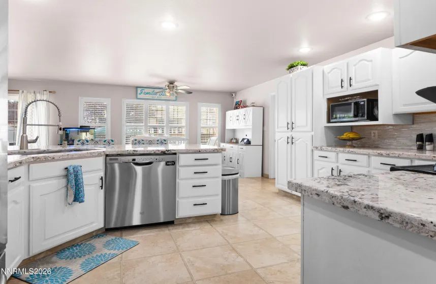 4128 Two Rock, Winnemucca, Nevada 89445, 4 Bedrooms Bedrooms, ,3 BathroomsBathrooms,Residential,Residential,Two Rock,260003808