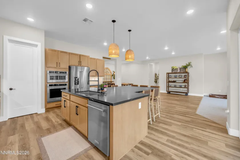 11646 Neff Ranch, Sparks, Nevada 89441, 4 Bedrooms Bedrooms, ,5 BathroomsBathrooms,Residential,Residential,Neff Ranch,260003810