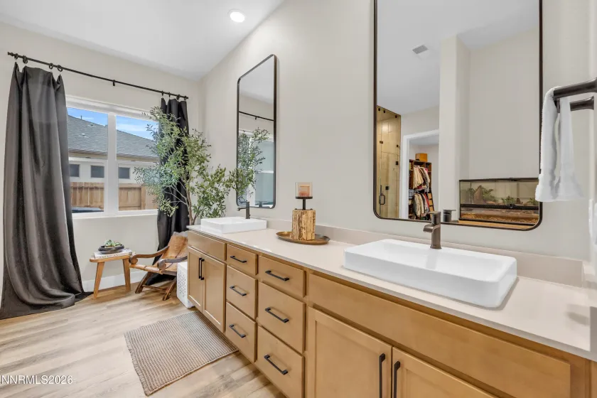 11646 Neff Ranch, Sparks, Nevada 89441, 4 Bedrooms Bedrooms, ,5 BathroomsBathrooms,Residential,Residential,Neff Ranch,260003810