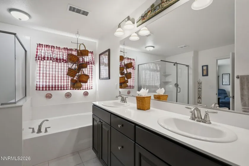 2095 Lanstar, Sparks, Nevada 89441, 4 Bedrooms Bedrooms, ,2 BathroomsBathrooms,Residential,Residential,Lanstar,260003812